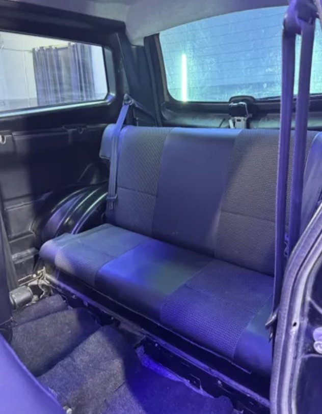 Aixam Crossover 04 places – Image 6