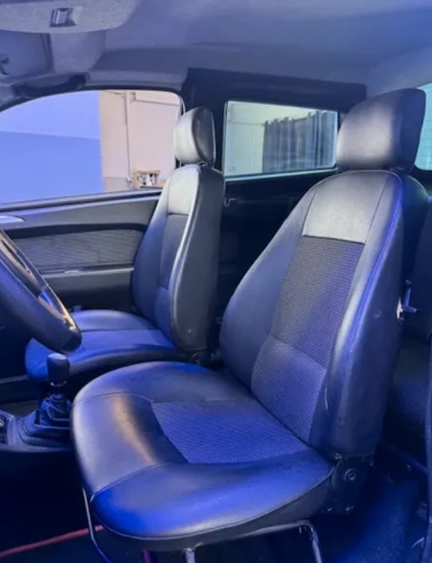 Aixam Crossover 04 places – Image 8